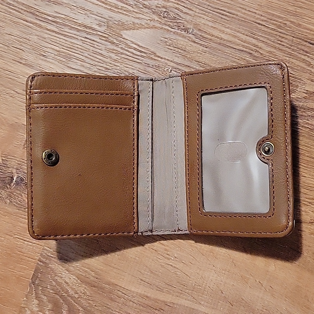 Relic wallet - Picture 2 of 3